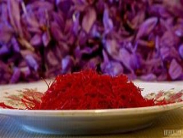 قاچاق پیاز زعفران به صادرات طلای سرخ ایران ضربه می زند