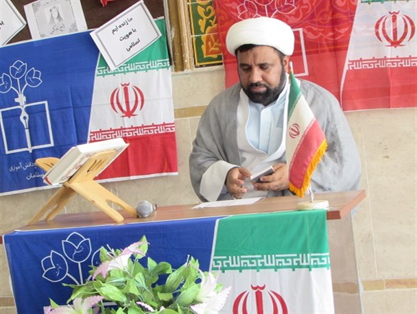 حجاب برای زنان ودختران مسلمان مایه عزت آفرینی وافتخار است