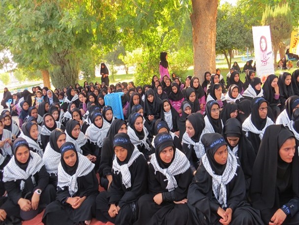 تجمع بزرگ نهضت ما زنده ایم در عنبرآباد برگزار شد