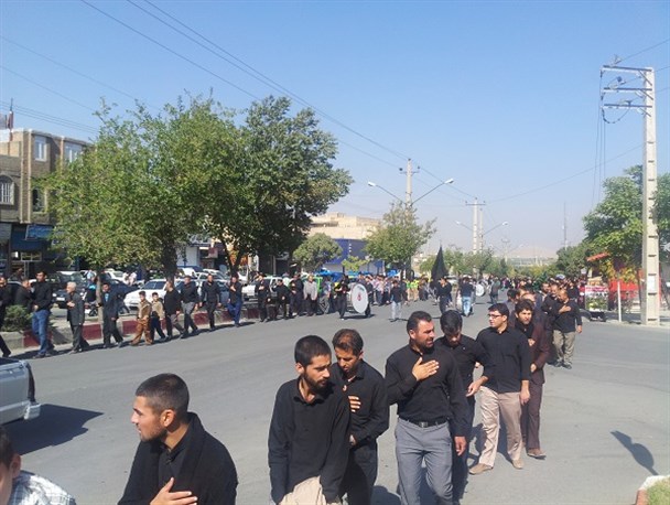 غم و اندوه عاشورای حسینی بوکان را فرا گرفت+تصاویر