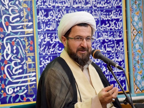 شیطان به دنبال تغییر اولویت ها است/ برخی رفتارها در جامعه شبیه غربی ها شده است