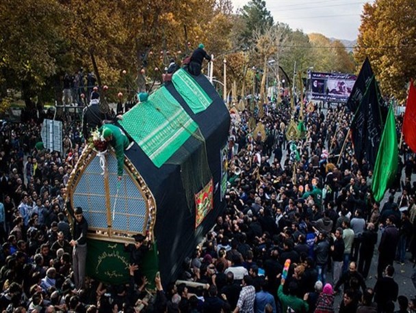 برگزاری مراسم نخل برداری شاهرود همزمان با یازدهم محرم