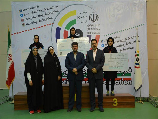 درخشش بانوی همدانی درمسابقات تیراندازی با تفنگ بادی در کشور
