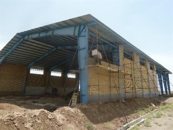 زمین چمن مصنوعی میلاجرد همچنان بلاتکلیف/ارتقای زیرساخت‌های ورزشی نیازمند گوشه چشم مسئولان است