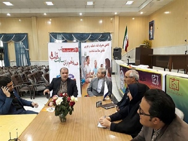 فرهنگ‌سازی برای ترویج سبک زندگی سالم/پائین بودن سرانه مصرف شیر در خمین