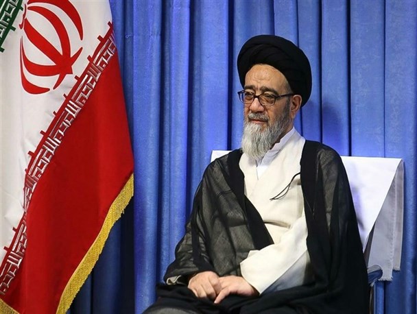 دولت نباید زیر بار مذاکره مجدد برود / دشمن می خواست اقتدار سپاه را از طریق مذاکرات هدف گیری کند