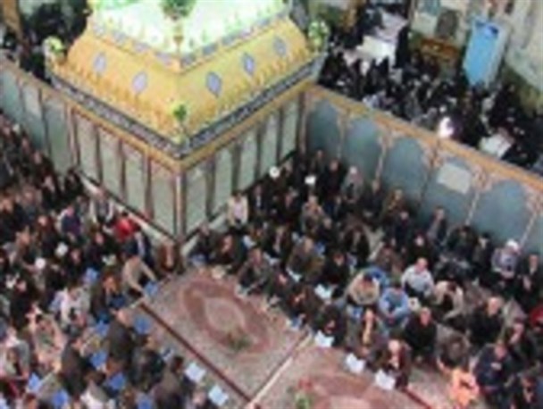 مراسم شبی با قرآن در حرم امامزادگان آقاعلی عباس و سید محمد علیهم السلام/ تصاویر