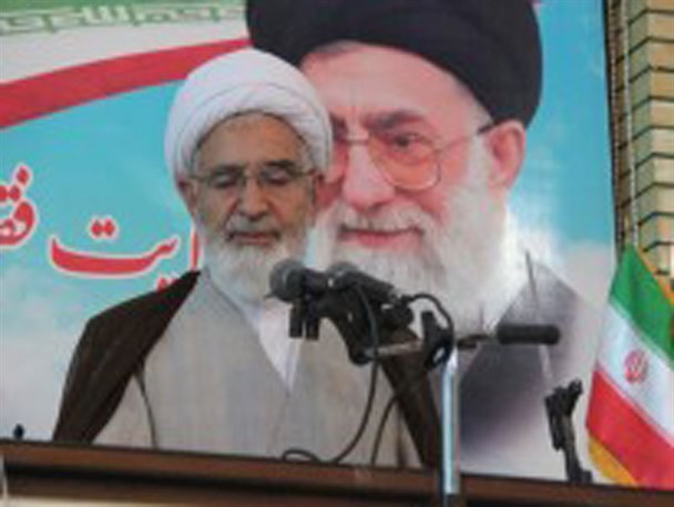 دولت جهت جلوگیری از نفوذ فرهنگی و سیاسی غرب در کشور، اقدامات موثرتری انجام دهد/ عدم توسعه راه های مواصلاتی، یکی از مشکلات شهرستان گناباد است