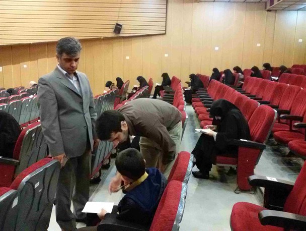 آزمون سراسری قرآن در رودسر برگزار شد