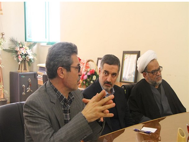 کاهش شهریه دانشگاه آزاد در وانفسای تورم/دانشگاه آزاد بر اساس نیاز های روز جامعه حرکت می کند