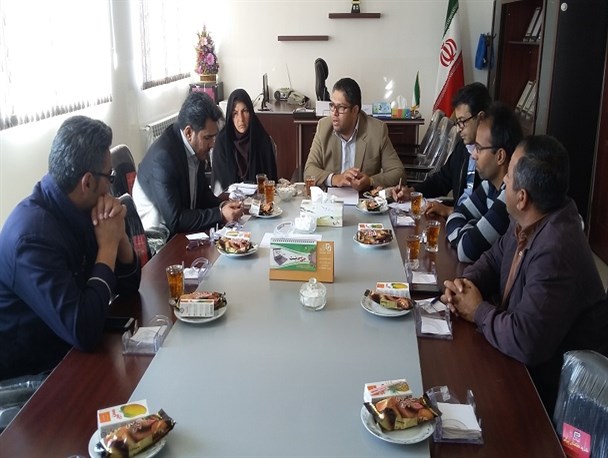 دومین جلسه ستاد مدیریت بحران شهر گزیک درمیان برگزار شد