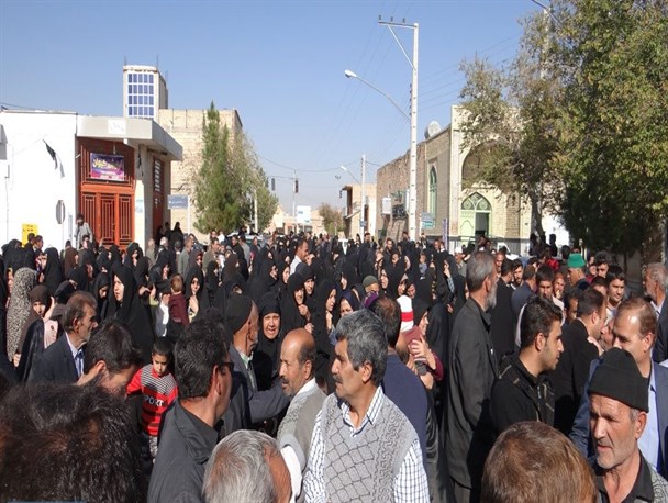 اعزام کاروان پیاده روی از نجف تا کربلا از شهر حسن آباد+ تصاویر