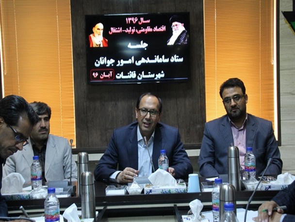 در ساخت مسکن جوانان، شهرداری ها و مسکن و شهرسازی با بخش خصوصی همکاری کنند