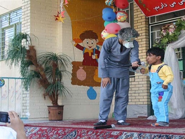 اجرای طرح «زنگ نمایش در مدارس» شازند