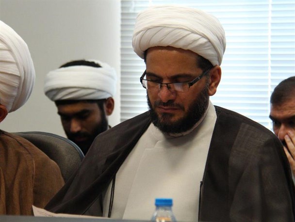 انتقاد امام جمعه تکاب از بی‌توجهی دولت به این شهرستان/ سفر مسئولان دولتی چه عائدی برای مردم دارد؟!