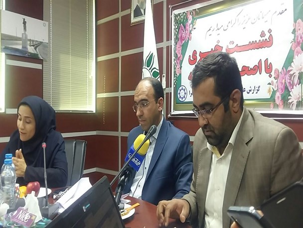 هیچ‌کدام از اعضای شورای شهر بوئین‌زهرا سلب عضویت یا بازداشت نشده‌اند