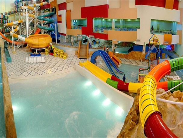 بزرگترین پارک آبی غرب کشور در بروجرد افتتاح شد