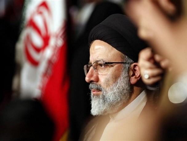 اعتماد آسیب‌دیده مردم در دولت سیزدهم بازسازی شد/جمعه های بدون تعطیلی نشان از برطرف کردن مشکلات دارد