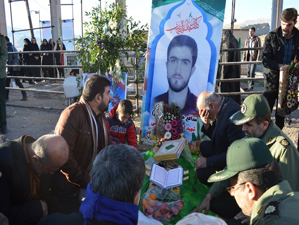 هفتمین روز شهادت مدافع حرم در شهرستان فارسان