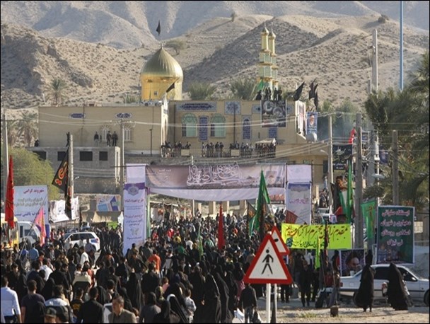 تجمع عزاداران با نوای لبیک یا رسول الله در بقاع شاخص فاروج