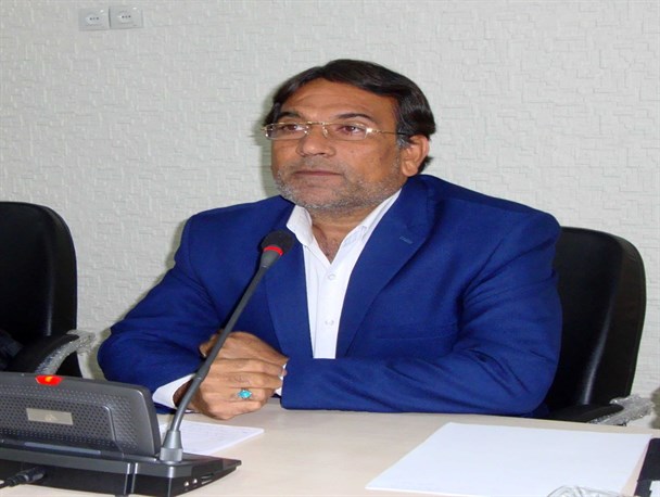 دانشجو باید در ارتقای سطح علمی تلاش کند تا جامعه موفق شود