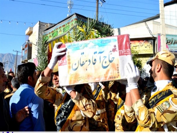 عکس: تشییع باشکوه پیکر شهیدان طاهری و حاج آقا دهقان در کازرون