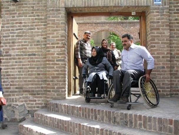 مناسب سازی شهری در قزوین برای معلولان ضعیف است/ ما شهروند درجه دو نیستیم