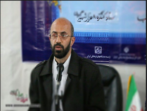 باید فرهنگ ایثار و شهادت را در جامعه رواج داد/ آیندگان باید بدانند در ۸ سال دفاع مقدس چه اتفاقاتی رخ داده است