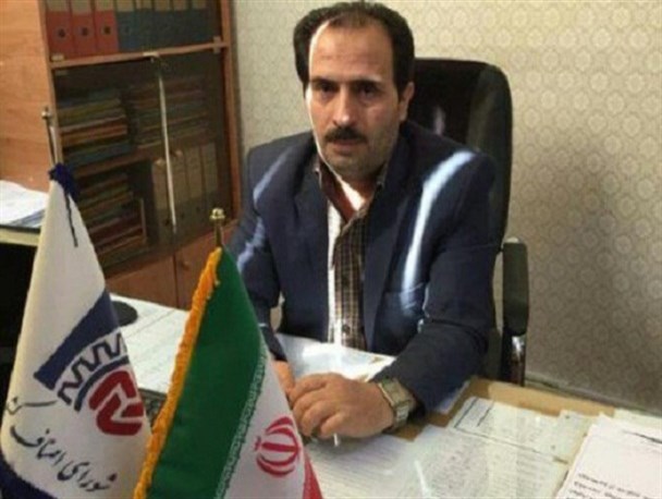 عدم توجه به قانون در برپایی جمعه بازار مهدیشهر/ شهرداری قانون گریزی می کند