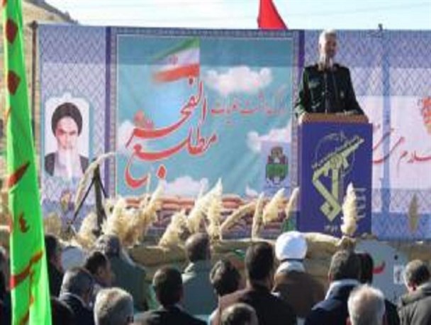 خدمت رسانی۴۰۰ گروه جهادی و ۳۲ سپاه استانی در مناطق زلزله زده