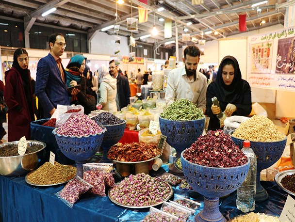 نمایشگاه یلدا در اراک+تصاویر