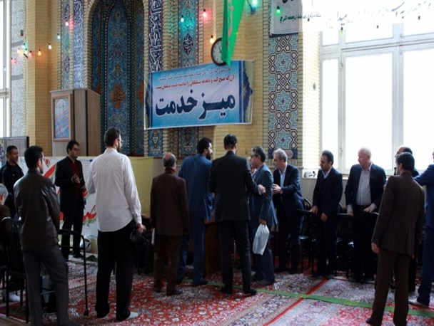 میز خدمت مصلی کرج، طرحی برای‌رهایی‌مردم از واسطه‌گری و بروکراسی اداری/ بخش نامه‌ ای که پس از 7 سال، مدیران را به تکاپو انداخت