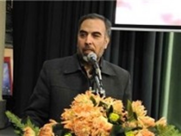 مسائل مربوط به نیازمندان باید مبرا از نگاه‌های سیاسی باشد / عسگراولادی هیچگاه از محرومین برای احقاق مسائل سیاسی خویش هزینه نمی‌کرد