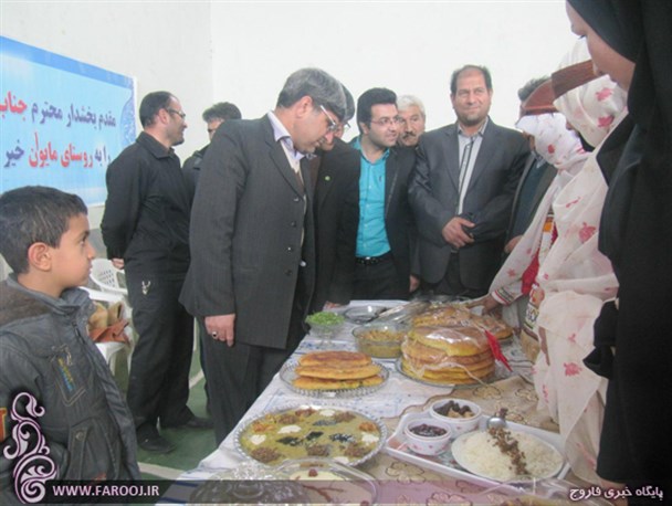جشنواره های بومی ومحلی در حفظ فرهنگ و سنت ها موثر است