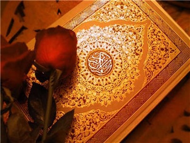 آئین شکرگزاری قرآنی در آموزشگاه شاهد شهید آوینی دلیجان