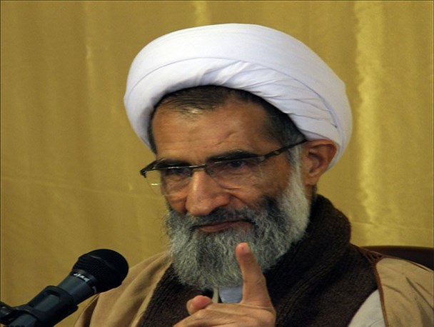 ایمان و تهذیب نفس کلیدی‌ترین ابزار مبارزه با جنگ نرم است/مرزبانان و مرزداران حافظ امنیت و آرامش کشور هستند