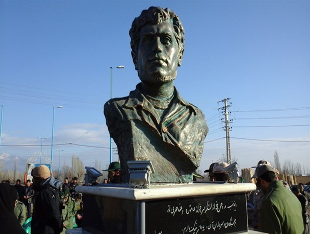 رونمایی از سردیس سردار شهید علی شرفخانلو در خوی