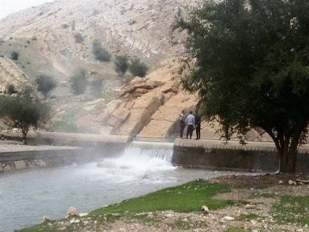 جوشش چشمه ها در چرام / کورسا زنده شد + تصاویر