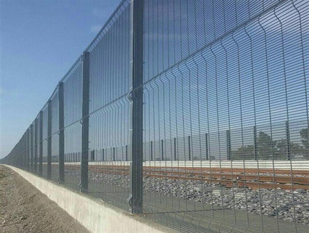 به بهانه مرگ یکی دیگر از همشهریانمان در حادثه ی قطار