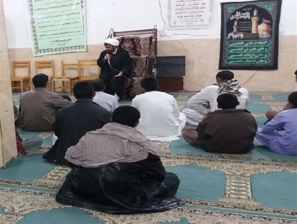 چهل و چهارمین برنامه کاروان مسجد و نماز در شهرستان دلگان+ تصاویر