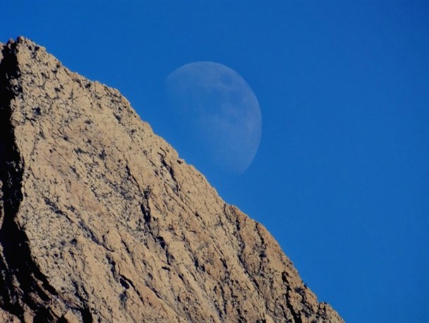 تصاویر زیبای ماه در آسمان گچساران