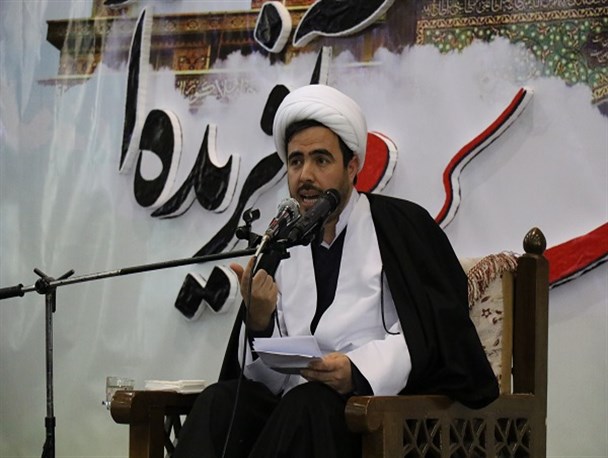 آموزش و پرورش زندگی نامه شهدای حرم را جایگزین درس تصمیم کبری کند