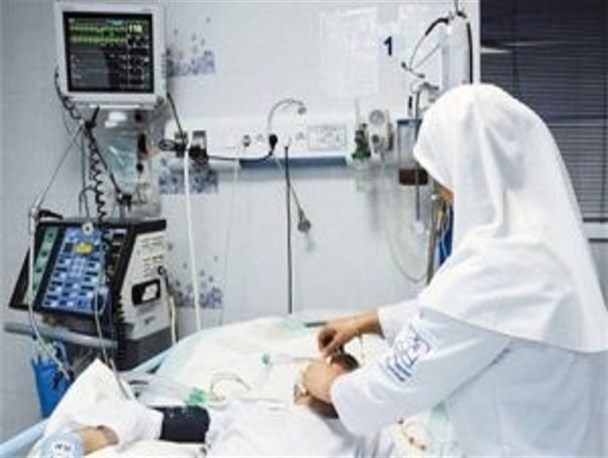 سپیدپوشانی که سختی کار را به جان می خرند/حقوق و مزایایی که قابل قیاس با کار پرستاران نیست
