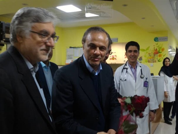 به دنبال مرتفع کردن مشکلات به حق پرستاران هستیم