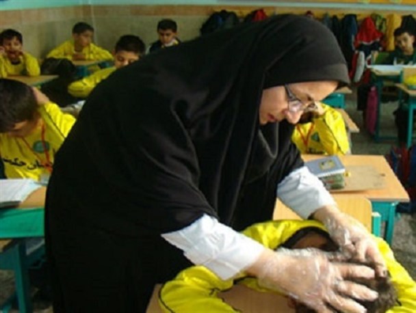 ابتلای بیش از ۲۲ هزار نفر به شپش در خراسان رضوی