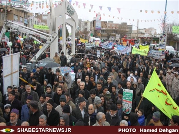 راهپیمایی باشکوه مردم شبستر در 22 بهمن 93 / تصاویر