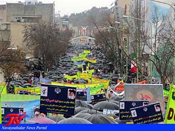 شعار "رد توافق بد" در سی و ششمین بهار انقلاب در سنندج + عکس