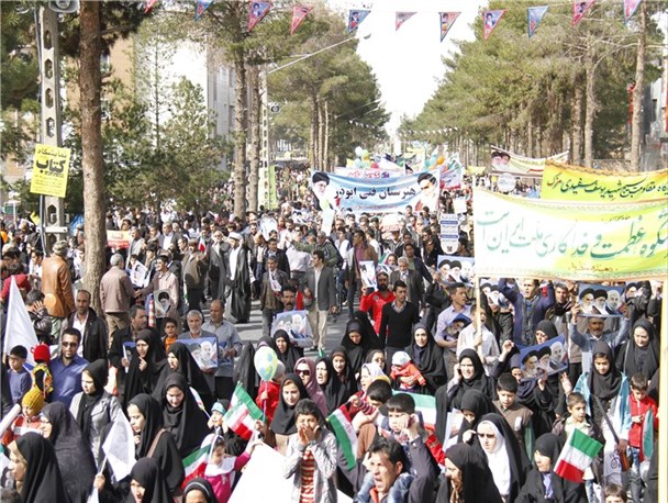 راهپیمایی ۲۲بهمن نماد ایستادگی در برابر مستکبرین جهان است