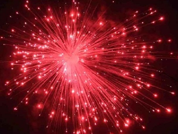 آسمان شهرری همراه با طنین بانگ الله اکبر نورافشانی شد