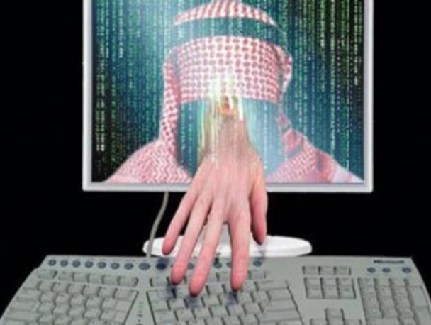فعالیت آزادانه یک سایت ضد انقلاب/ خوش رقصی پادر رکابان مالک ریگی در فضای مجازی!